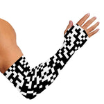 Black And White Pixel Pattern Print Sun Protection Arm Sleeves