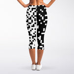 Black And White Pixel Pattern Print Women's Capri Leggings