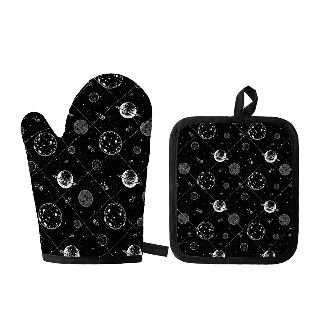 Black And White Planets Pattern Print Oven Mitt And Pot Holder Set