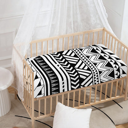 Black And White Polynesian Pattern Print Baby Crib Sheet