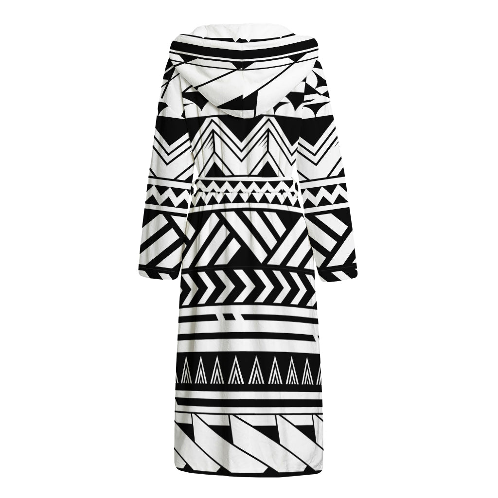 Black And White Polynesian Pattern Print Hooded Bathrobe