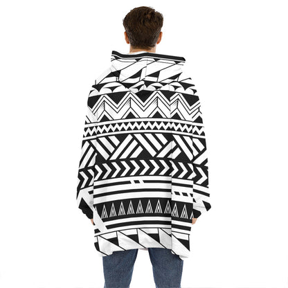 Black And White Polynesian Pattern Print Hoodie Blanket