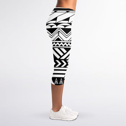 Black And White Polynesian Pattern Print Women's Capri Leggings