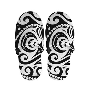 Black And White Polynesian Tattoo Print Slippers