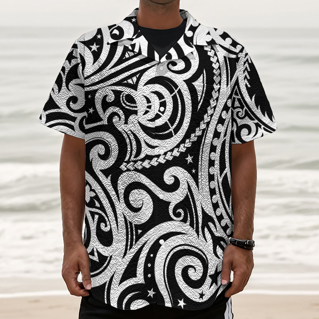 Black And White Polynesian Tattoo Print Textured Short Sleeve Shirt