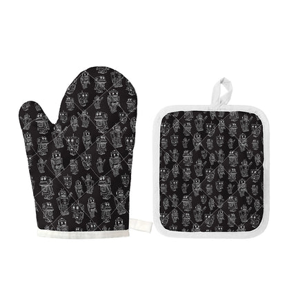 Black And White Robot Pattern Print Oven Mitt And Pot Holder Set