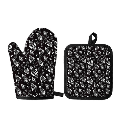Black And White Rocket Pattern Print Oven Mitt And Pot Holder Set