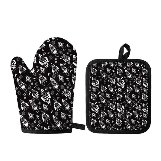 Black And White Rocket Pattern Print Oven Mitt And Pot Holder Set
