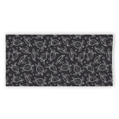 Black And White Sea Turtle Pattern Print Beach Towel