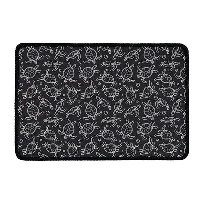 Black And White Sea Turtle Pattern Print Kitchen Mat