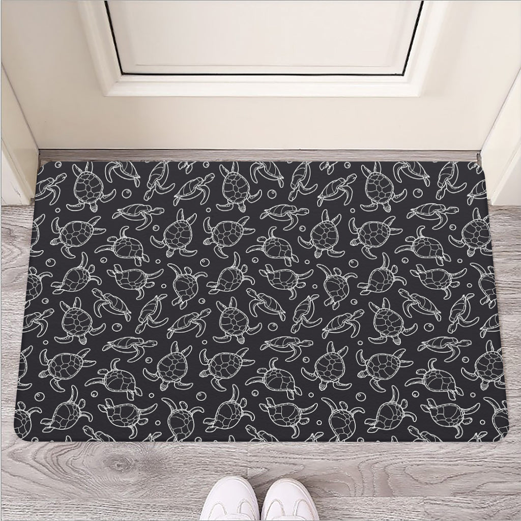 Black And White Sea Turtle Pattern Print Rubber Doormat