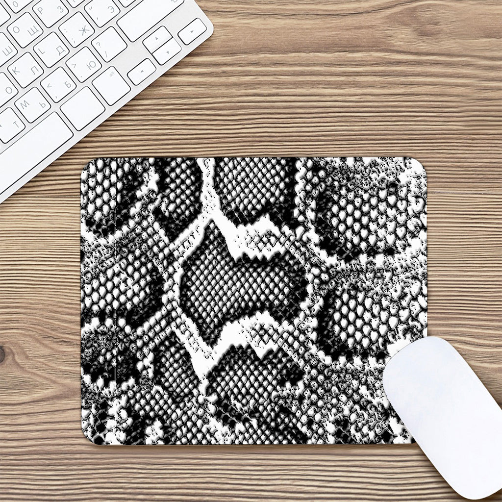 Black And White Snakeskin Print Mouse Pad