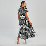 Black And White Snakeskin Print Short Sleeve Maxi Dress