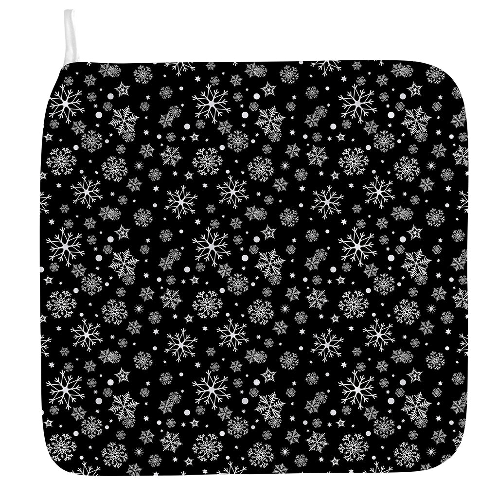 Black And White Snowflake Pattern Print Hand Towel
