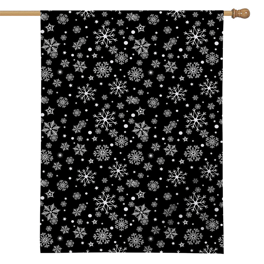 Black And White Snowflake Pattern Print House Flag