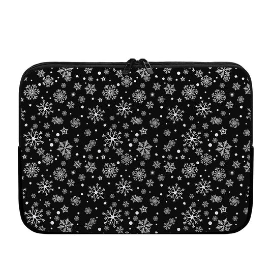 Black And White Snowflake Pattern Print Laptop Sleeve