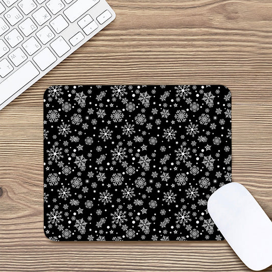 Black And White Snowflake Pattern Print Mouse Pad
