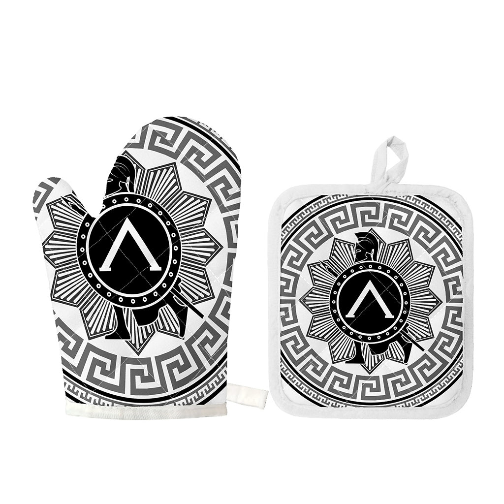 Black And White Spartan Warrior Print Oven Mitt And Pot Holder Set