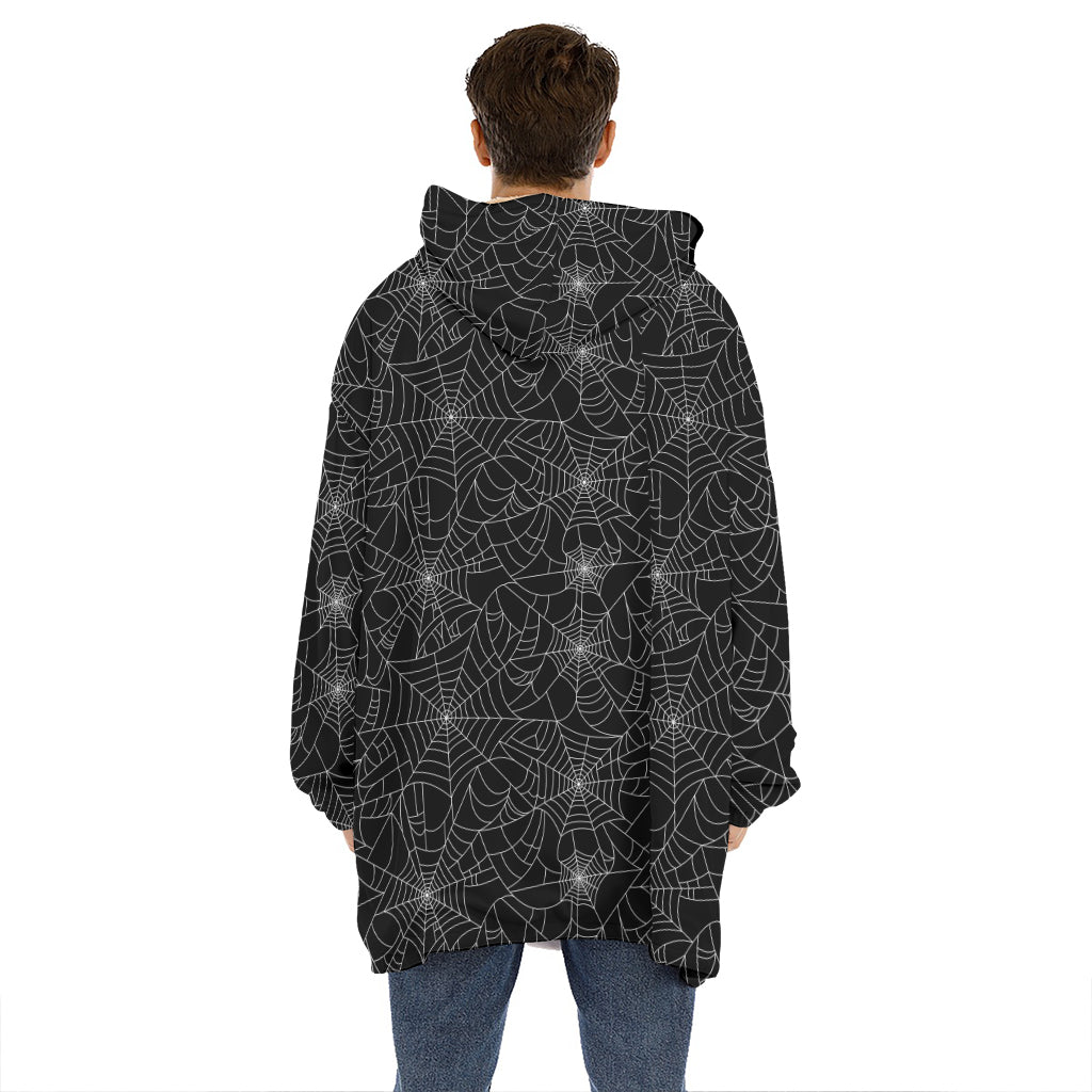 Black And White Spider Web Pattern Print Hoodie Blanket