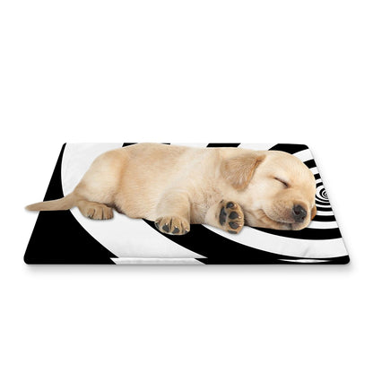 Black And White Spiral Illusion Print Pet Cooling Mat Cover