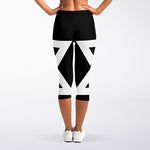Black And White Star of David Print Women's Capri Leggings