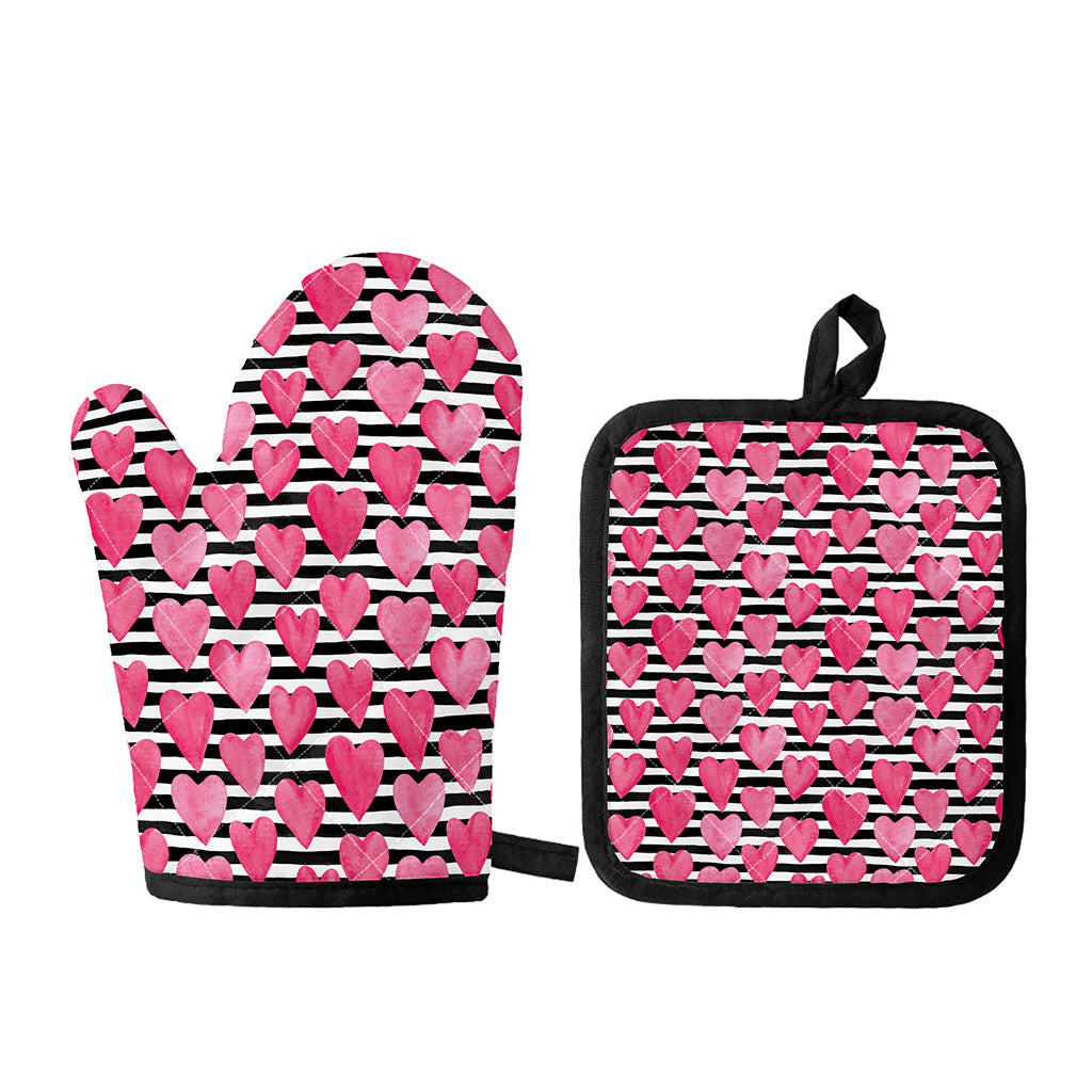 Black And White Striped Heart Print Oven Mitt And Pot Holder Set