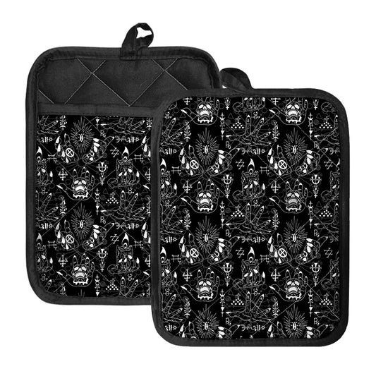 Black And White Supernatural Wicca Print Pot Holders With Pocket