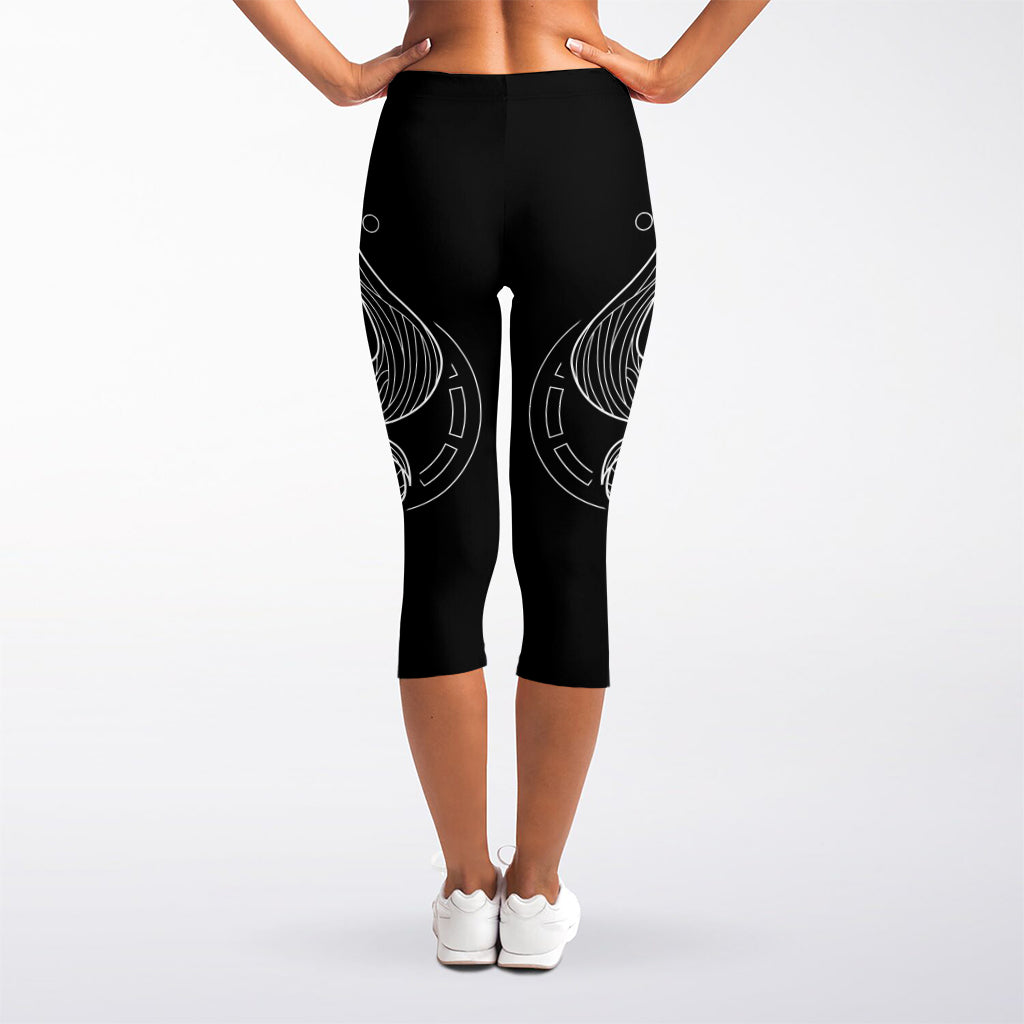 Black And White Taurus Sign Print Women's Capri Leggings