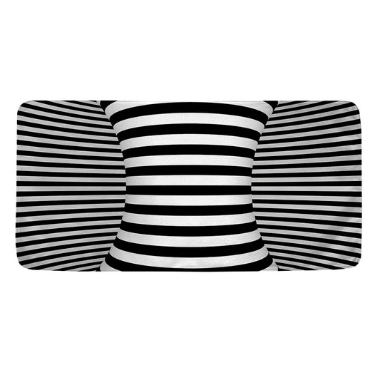 Black And White Torus Illusion Print Towel