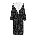 Black And White Totem Pattern Print Hooded Bathrobe