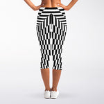 Black And White Tunnel Illusion Print Women's Capri Leggings