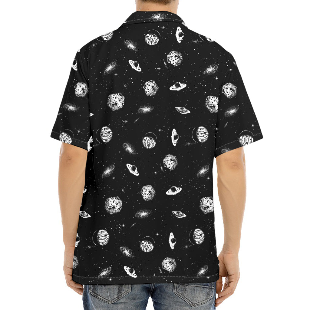 Black And White UFO Pattern Print Aloha Shirt