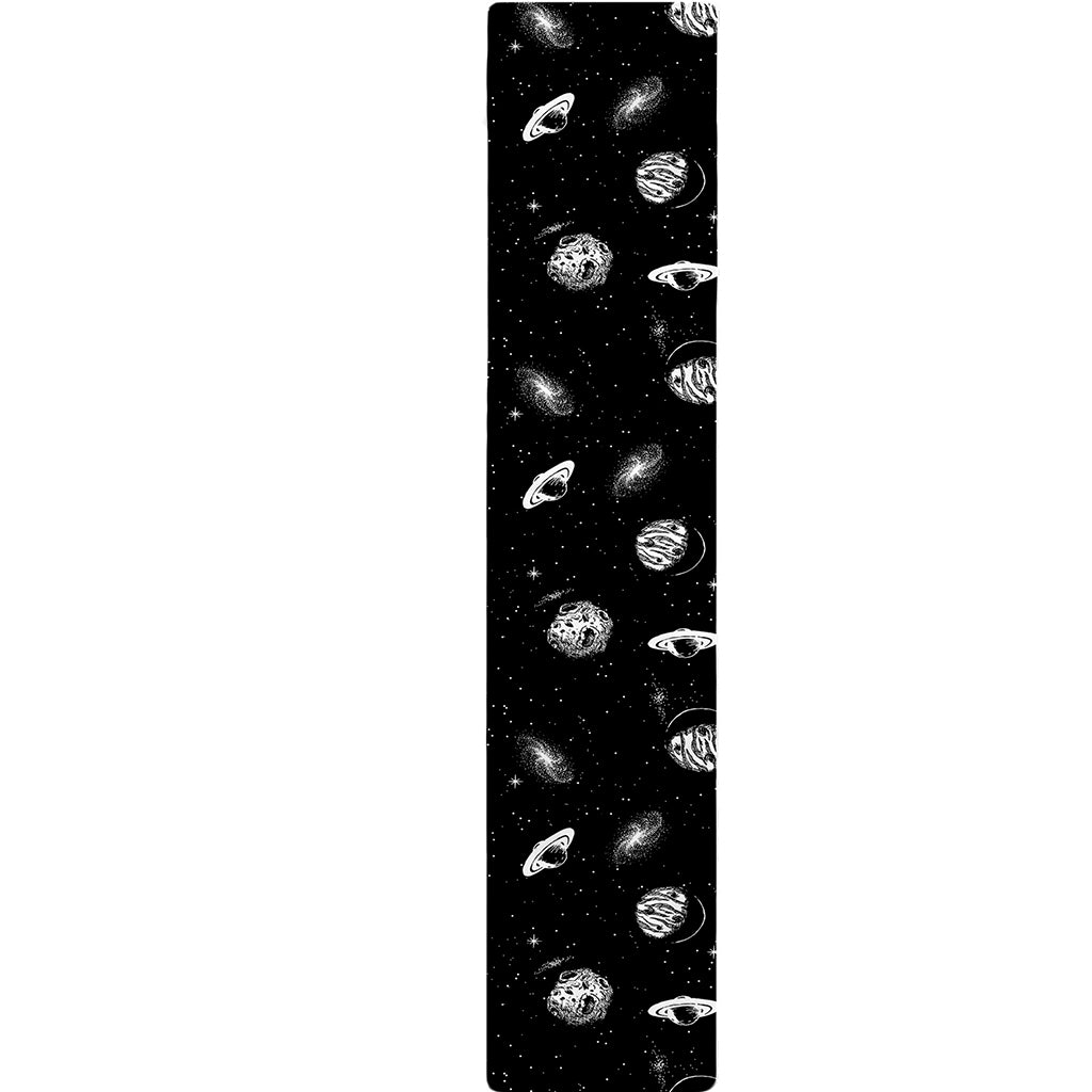 Black And White UFO Pattern Print Table Runner