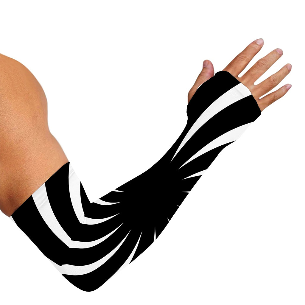 Black And White Vortex Swirl Print Sun Protection Arm Sleeves