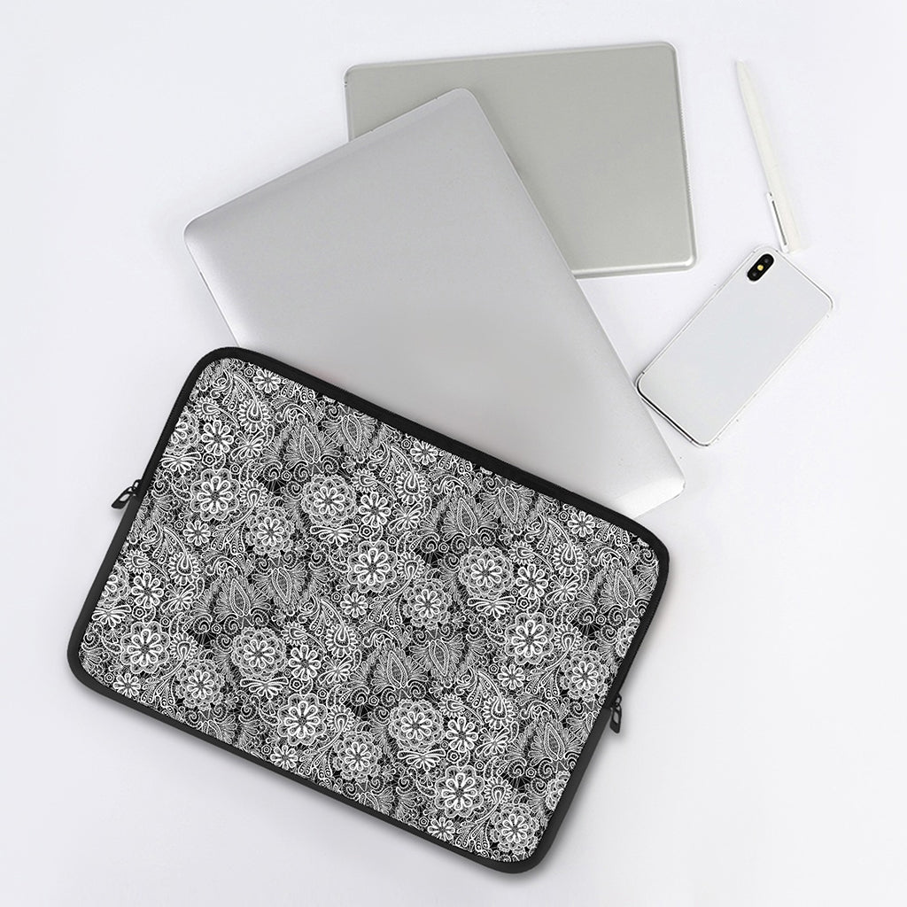 Black And White Western Flower Print Laptop Sleeve