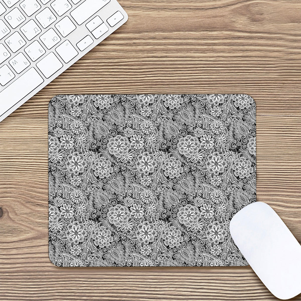 Black And White Western Flower Print Mouse Pad