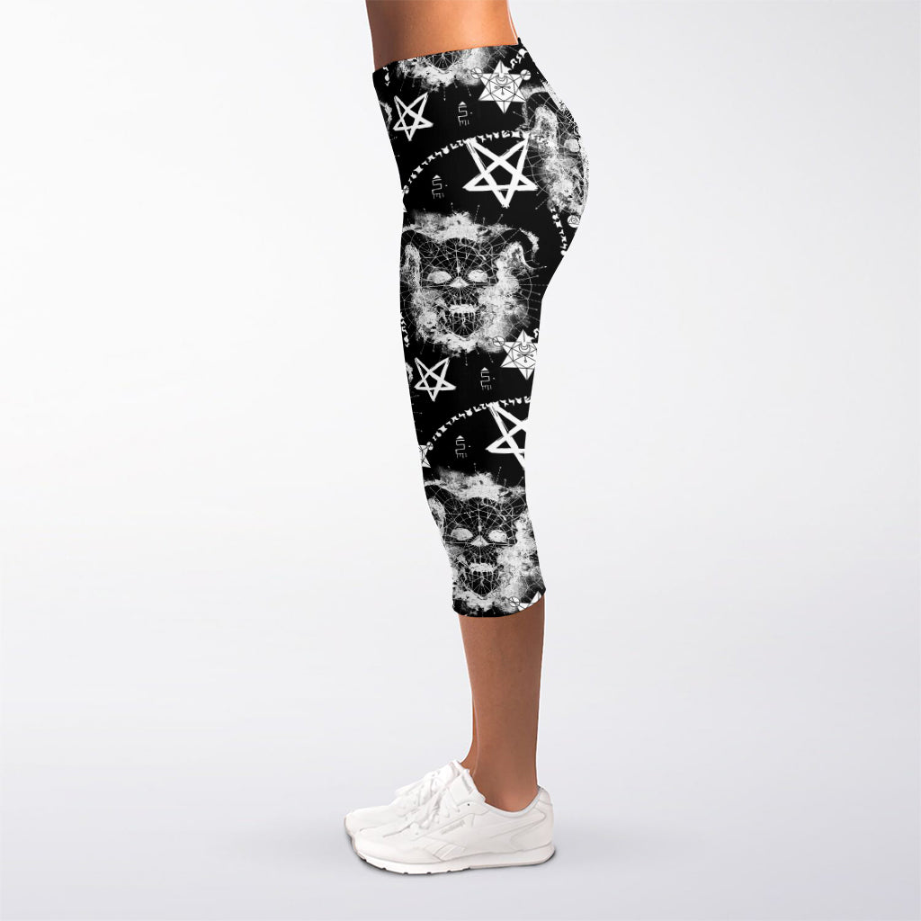 Black And White Wicca Devil Skull Print Women's Capri Leggings