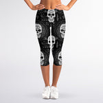 Black And White Wicca Evil Skull Print Women's Capri Leggings