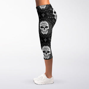 Black And White Wicca Evil Skull Print Women's Capri Leggings