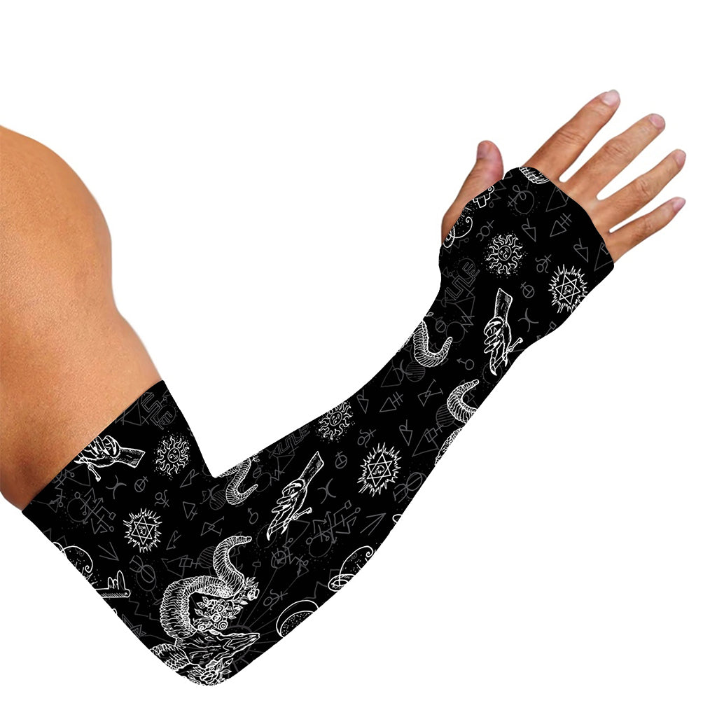 Black And White Wicca Gothic Print Sun Protection Arm Sleeves