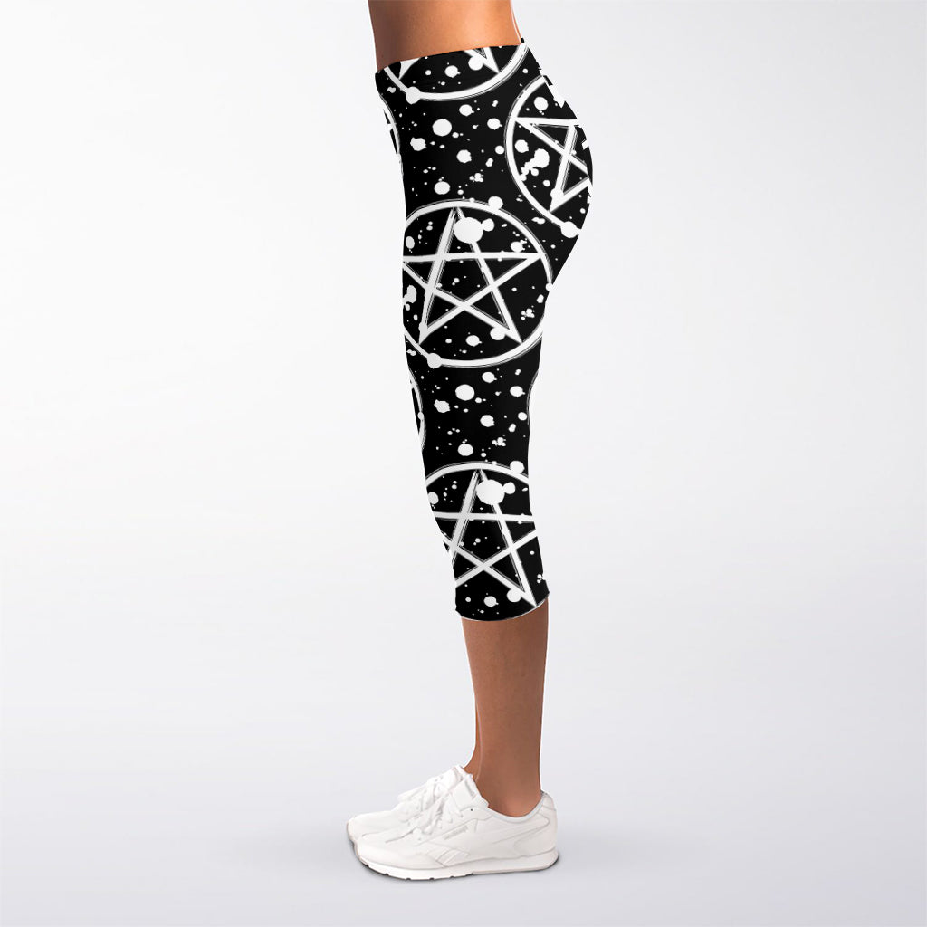 Black And White Wicca Pentagram Print Women's Capri Leggings