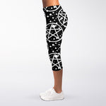 Black And White Wicca Pentagram Print Women's Capri Leggings