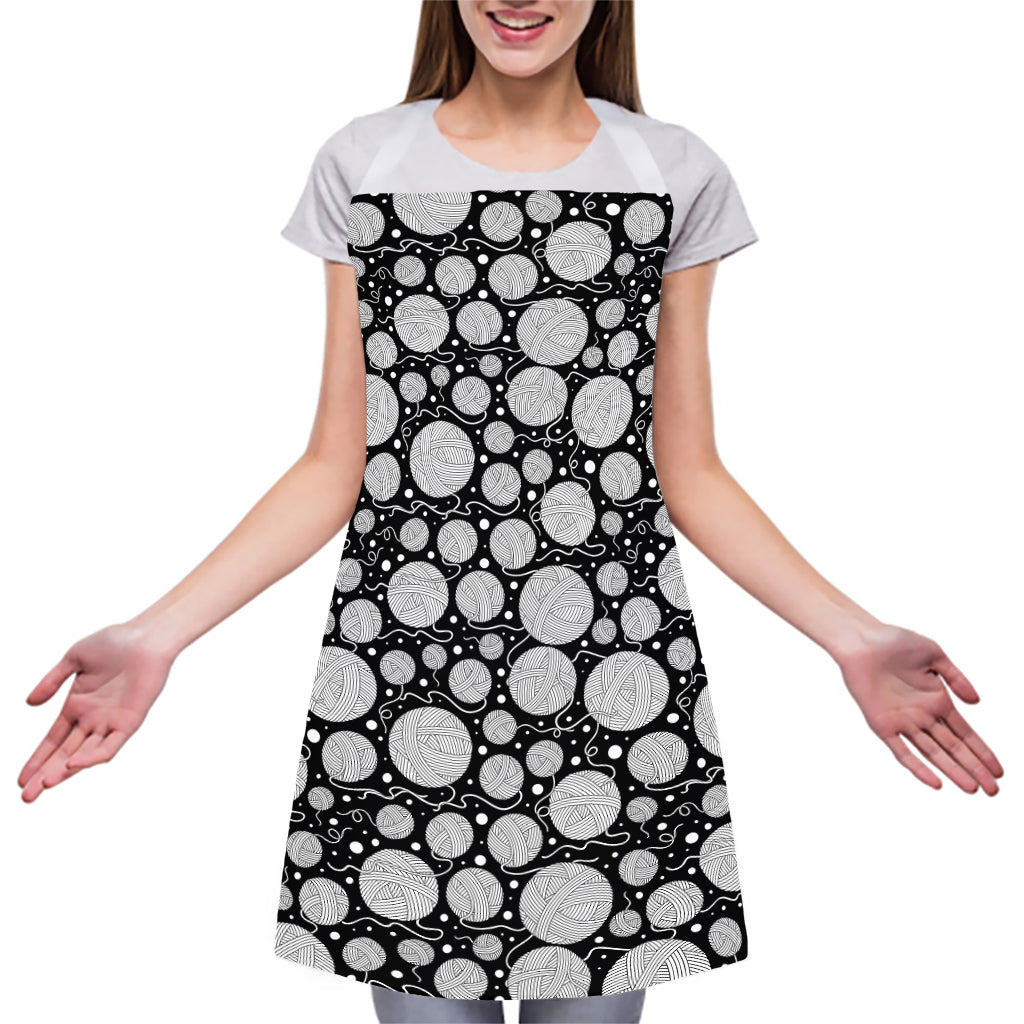 Black And White Yarn Pattern Print Adjustable Apron