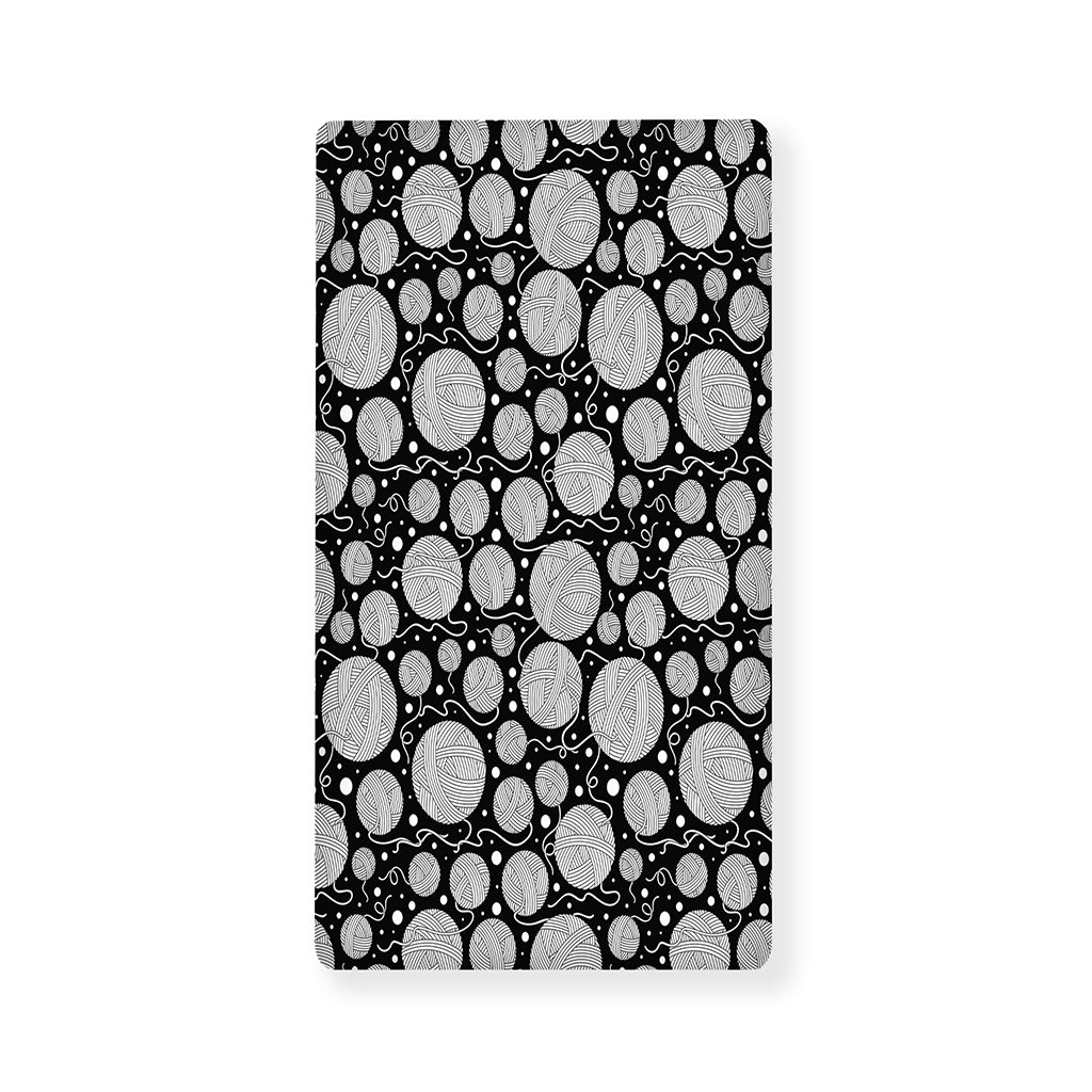 Black And White Yarn Pattern Print Baby Crib Sheet