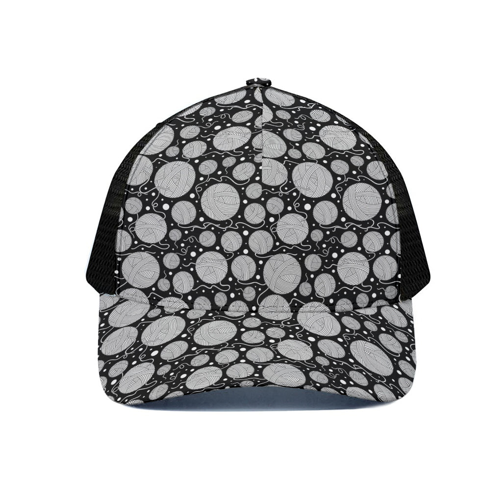 Black And White Yarn Pattern Print Black Mesh Trucker Cap