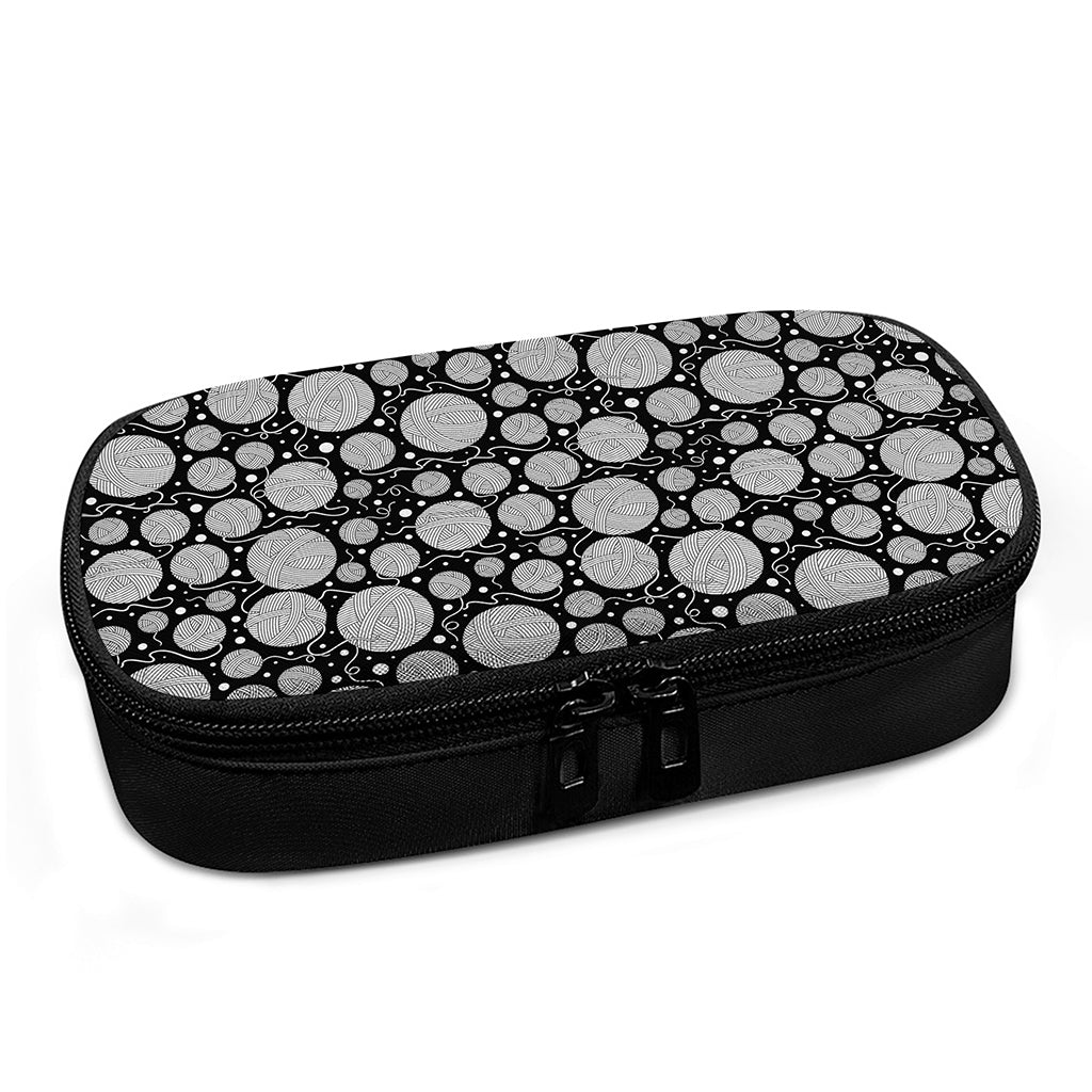 Black And White Yarn Pattern Print Insulin Cooler Travel Case
