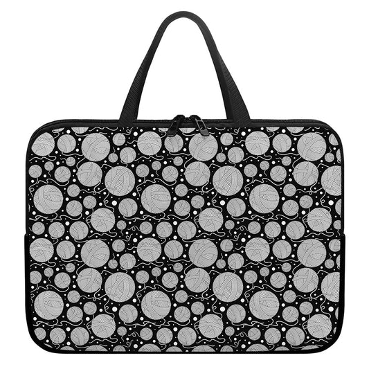 Black And White Yarn Pattern Print Laptop Sleeve With Handle