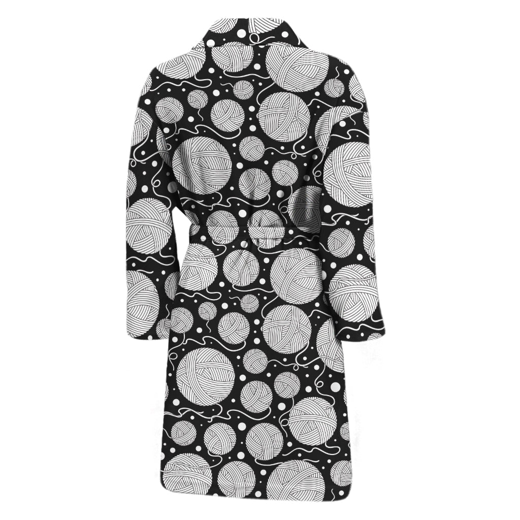 Black And White Yarn Pattern Print Men's Bathrobe
