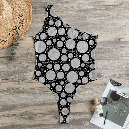 Black And White Yarn Pattern Print One Shoulder Bodysuit
