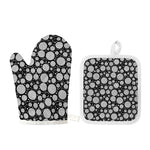 Black And White Yarn Pattern Print Oven Mitt And Pot Holder Set